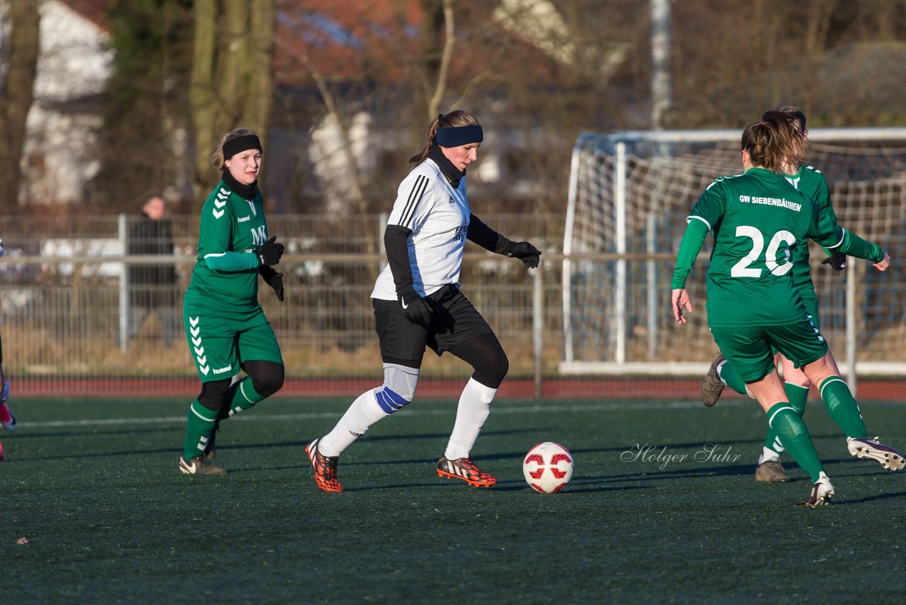 Bild 204 - Frauen SG Holstein Sued - SV Gruenweiss-Siebenbaeumen : Ergebnis: 0:2